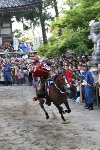 「加茂祭」やんさんま（流鏑馬）の画像