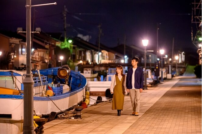 夜の内川も幻想的