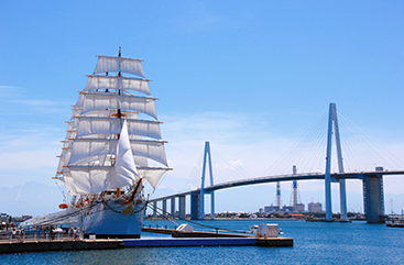 総帆展帆の様子